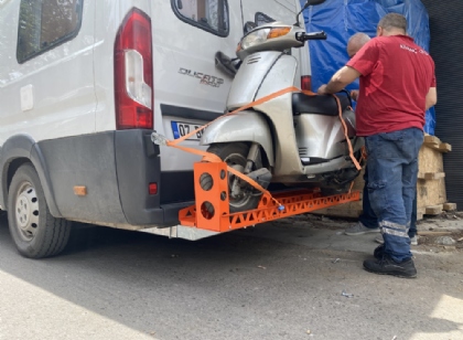 karavan motorsiklet taşıyıcı