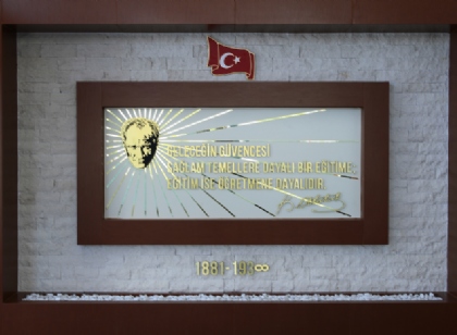 Antalya deniz koleji atatürk köşesi